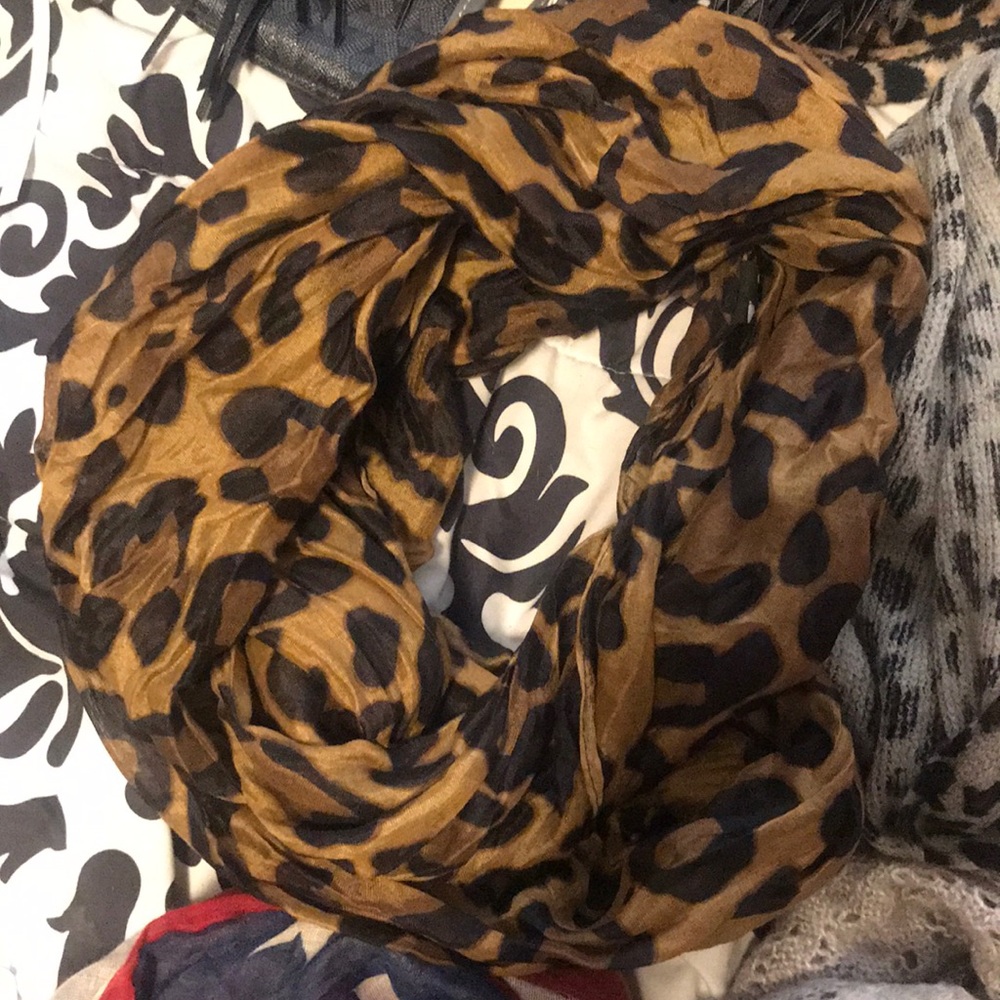 Leopard Print Infinity ScArf